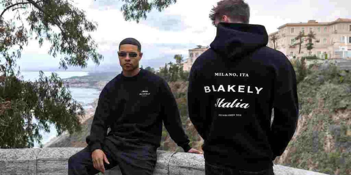 Elevate Your Everyday Look with the Comfortable and Stylish Blakely Hoodie