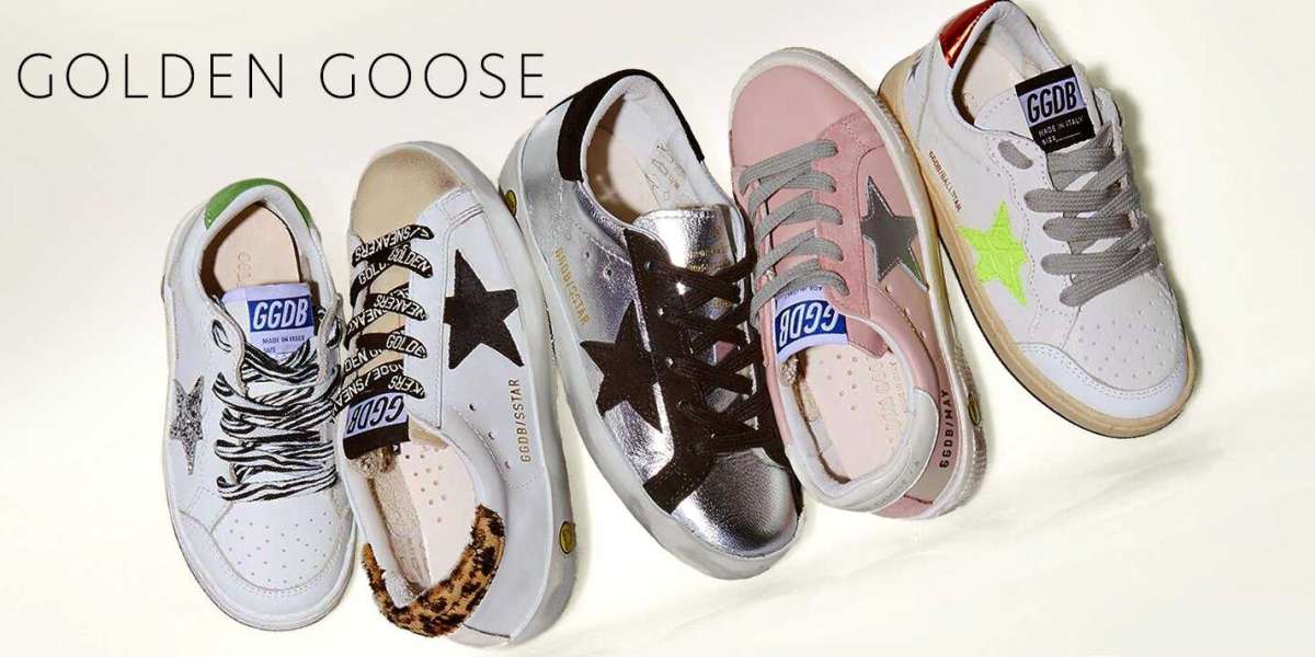 Golden Goose Forty2 Sneakers handful of pieces from the brand from oversized